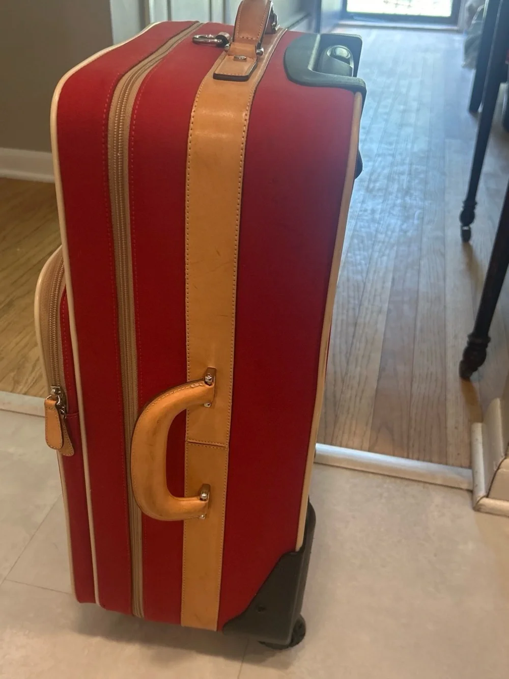 Coach rolling carry